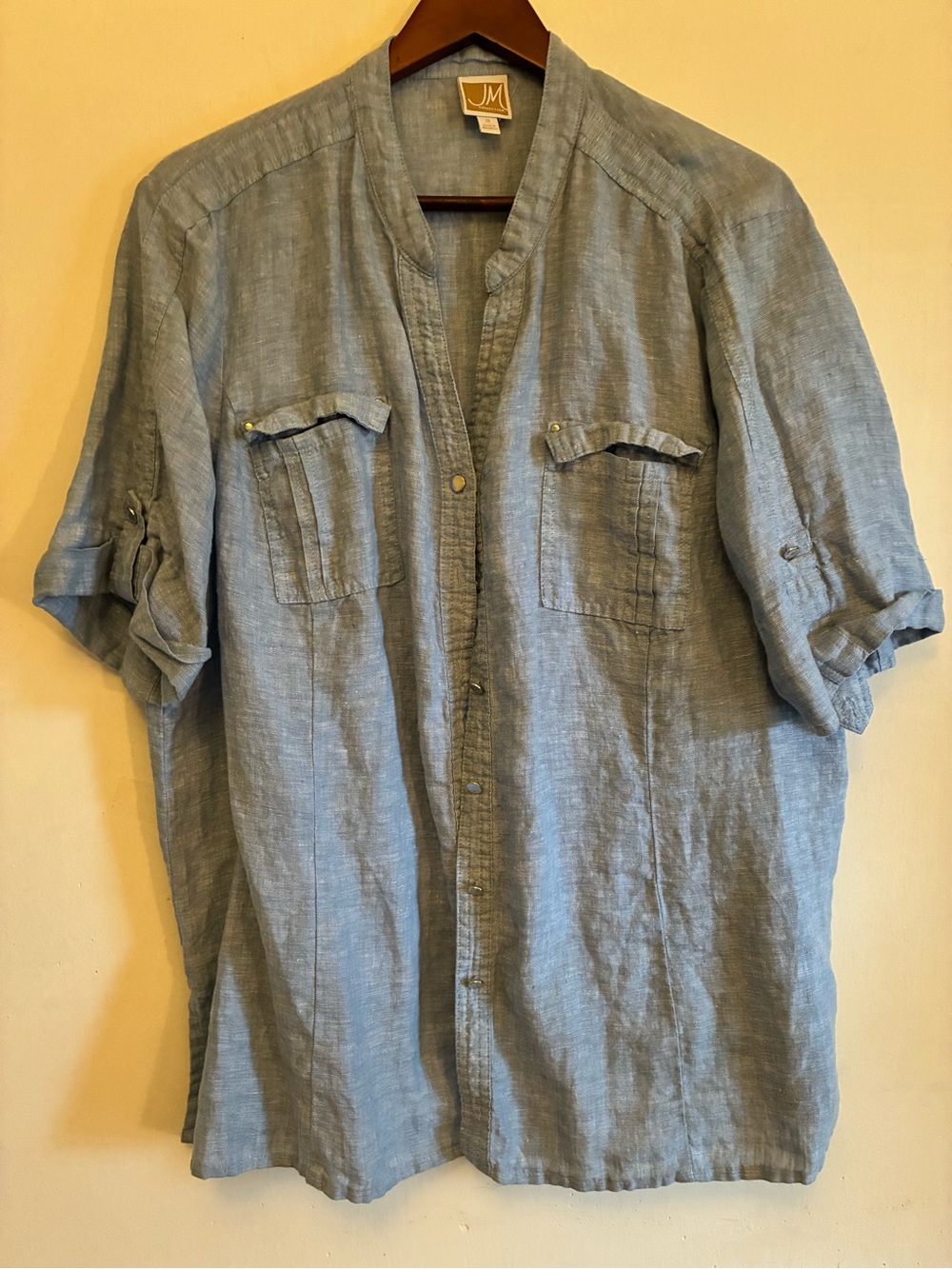 JM Collection Sky Blue 100% Linen Shirt - short sleeve, silver buttons, like new